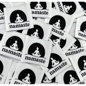 Étiquette tissée à coudre : Namaste - Blanc et Noir