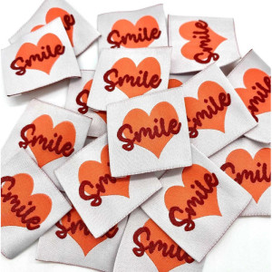 Étiquette tissée à coudre : SMILE ♡