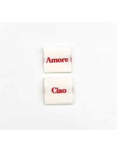 Étiquette tissée à coudre pliée : CIAO AMORE - écru et rouge