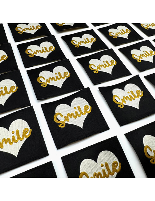 Étiquette tissée à coudre : Smile - NOIR, ÉCRU et OLIVE