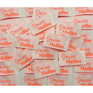 Étiquette tissée à coudre : DOUCES MAILLES - Rose Fluo