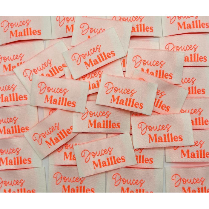 Étiquette tissée à coudre : DOUCES MAILLES - Rose Fluo