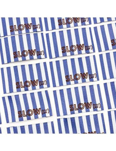 Étiquette tissée à coudre : Rayures SLOW(LY) -  BLEUES