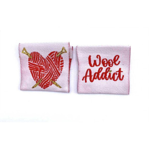 Étiquette tissée à coudre pliée: WOOL ADDICT